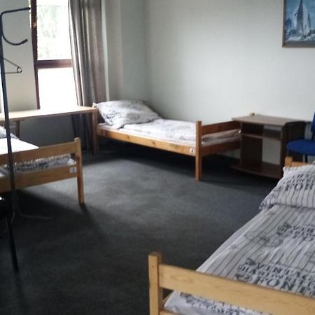 Hostel Sunrise przy DW. Zachodnim Warszawa Zewnętrze zdjęcie